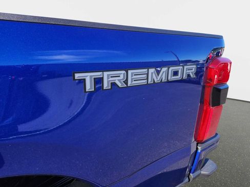 New 2026 Ford F250 Lariat w/ Tremor Off-Road Package AWD/4WD image 16