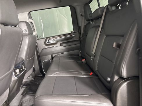 Used 2025 Chevrolet Silverado 3500 LTZ w/ LTZ Premium Package image 21