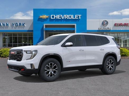 New 2026 GMC Acadia AT4 w/ Luxury Package AWD/4WD image 2