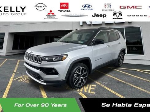 Used 2025 Jeep Compass Limited image 1