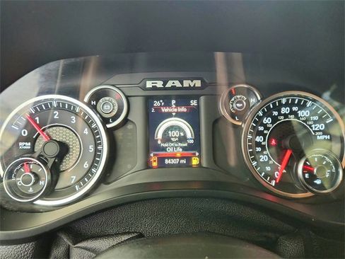 Used 2021 RAM 1500 Big Horn image 11