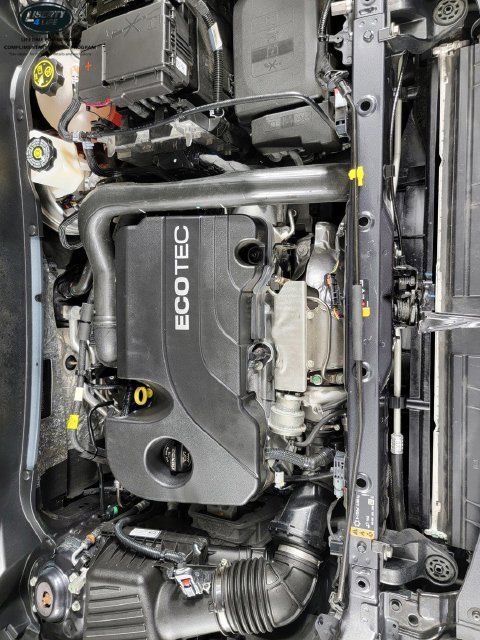 Used 2022 Chevrolet Equinox LT FWD image 36