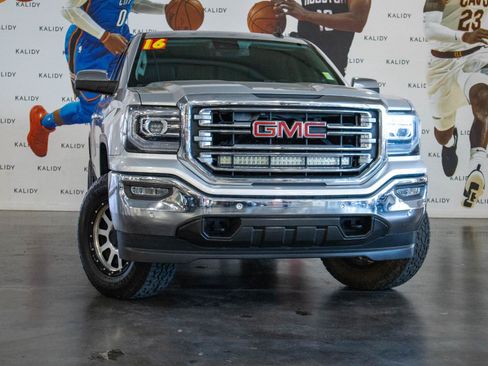 Used 2016 GMC Sierra 1500 SLT AWD/4WD image 2