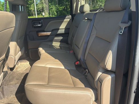 Used 2019 Chevrolet Silverado 2500 LTZ w/ Duramax Plus Package AWD/4WD image 10