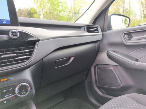 Certified 2023 Ford Escape Active AWD/4WD image 36
