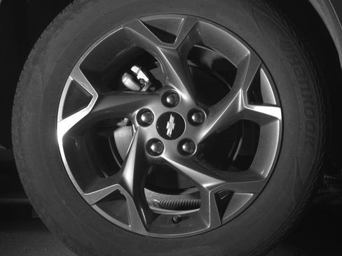 Used 2025 Chevrolet Trax LT image 15