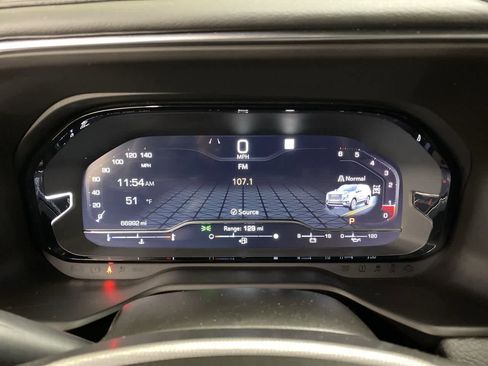 Used 2022 GMC Yukon XL Denali image 26