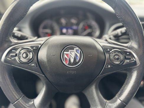 Used 2020 Buick Enclave Essence w/ Sport Touring Edition image 12