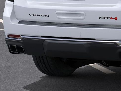 New 2026 GMC Yukon AT4 Ultimate AWD/4WD image 14