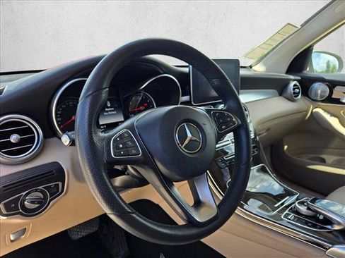 Used 2017 Mercedes-Benz GLC 300 image 11