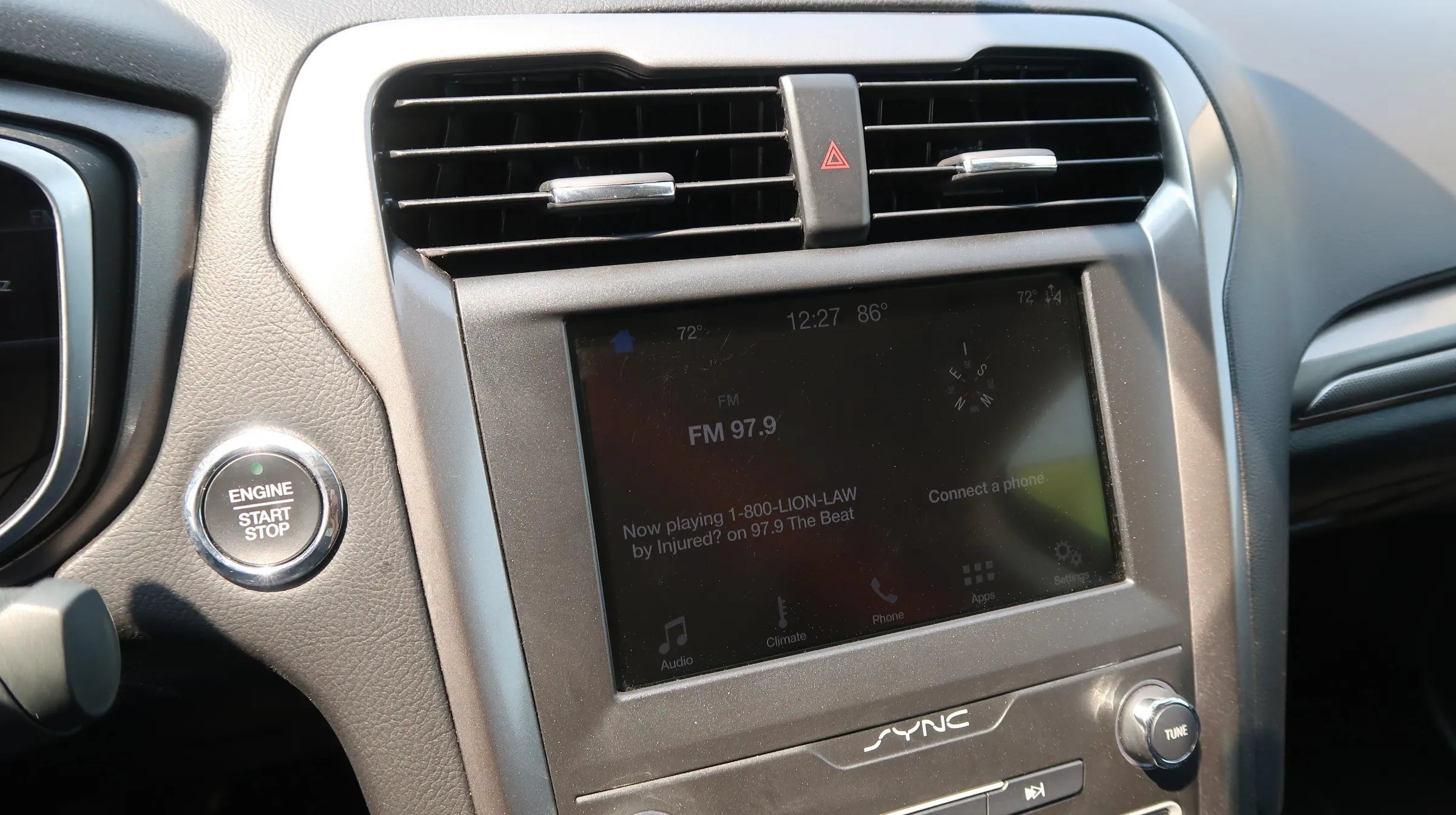 Used 2019 Ford Fusion SE FWD image 34