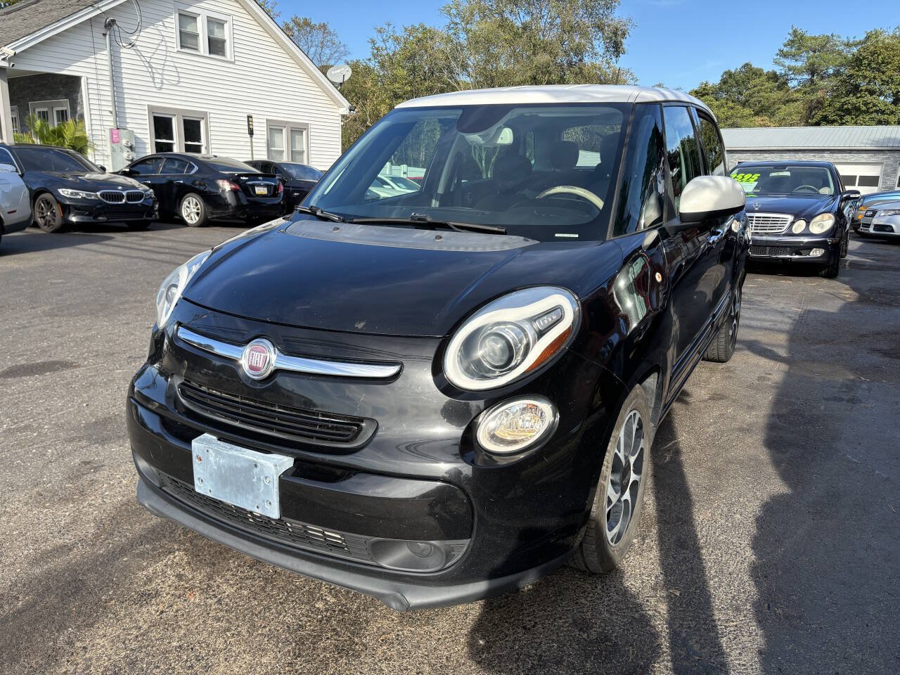 Used 2014 FIAT 500L Easy w/ Popular Equipment Group FWD image 3