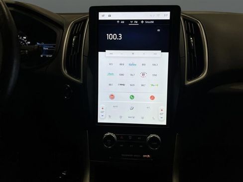 Used 2024 Ford Edge SEL w/ Convenience Package image 9