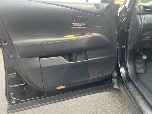 Used 2014 Lexus RX 450h AWD image 11