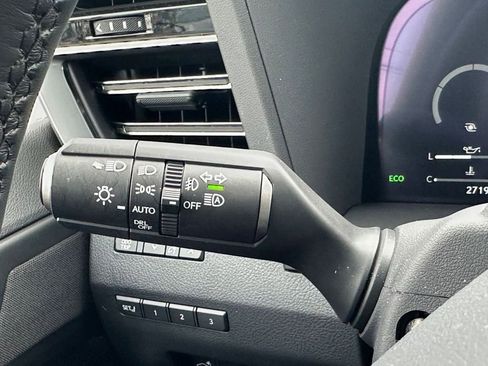 Used 2025 Lexus GX 550 image 26