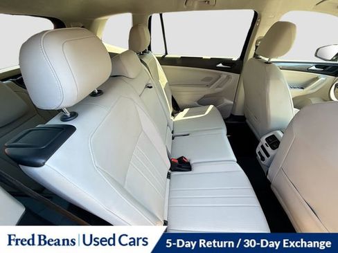 Used 2023 Volkswagen Tiguan SE FWD image 28