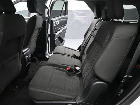 Certified 2021 Ford Explorer XLT image 21