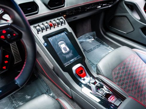 Used 2023 Lamborghini Huracan EVO AWD/4WD image 58