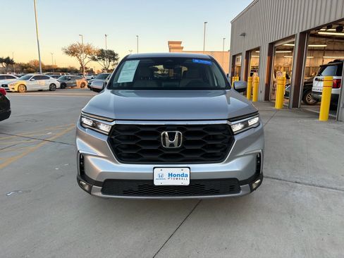 Certified 2024 Honda Pilot EX-L image 3