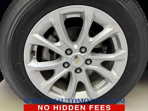 Used 2019 Chevrolet Equinox LT image 9