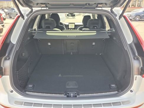 New 2026 Volvo XC60 T8 Ultra w/ Protection Package Premier AWD/4WD image 32