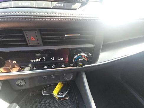 Certified 2024 Nissan Rogue SV w/ SV Premium Package FWD image 21