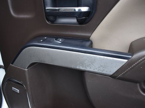 Used 2015 Chevrolet Silverado 2500 LTZ image 13