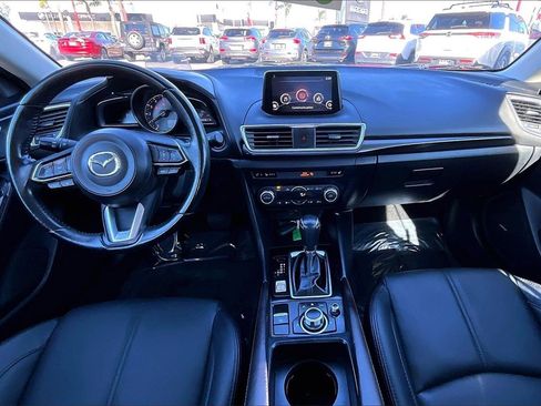 Used 2018 MAZDA MAZDA3 Grand Touring w/ Premium Equipment Package image 11