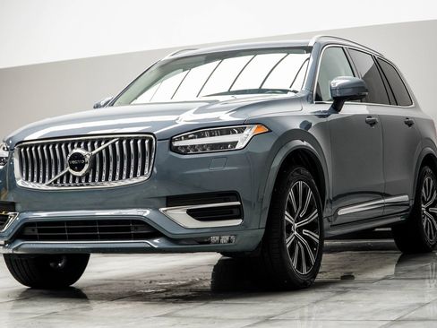 Used 2023 Volvo XC90 B6 Plus w/ Protection Package Premier image 8