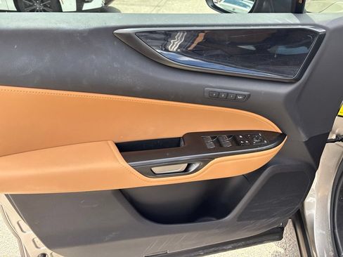 Used 2024 Lexus NX 350h AWD image 13