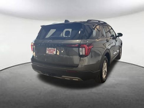 New 2026 Ford Explorer Active w/ Active Comfort Package image 5