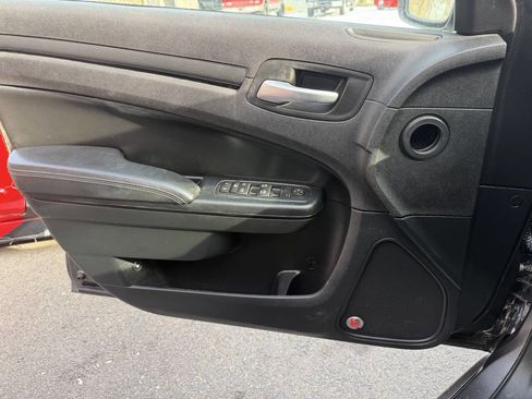 Used 2015 Chrysler 300 S w/ 300S Premium Group image 12