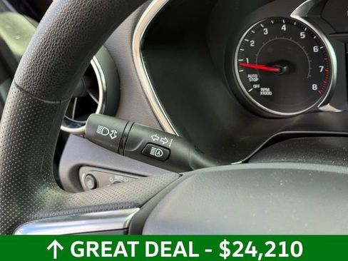 Used 2025 Chevrolet Blazer LT FWD image 48