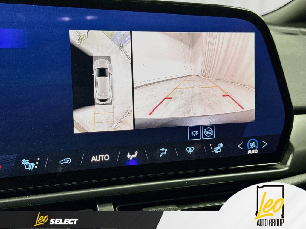 Used 2024 Chevrolet Equinox EV RS AWD/4WD image 15