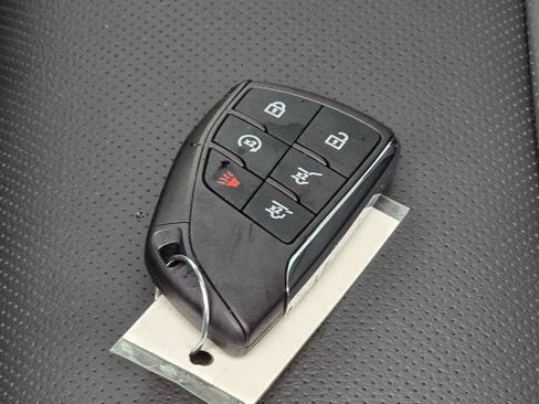 New 2026 Chevrolet Suburban Premier image 29