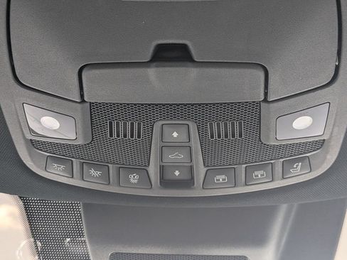 Used 2020 Lincoln Navigator Reserve w/ Equipment Group 208A Reserve AWD/4WD image 9