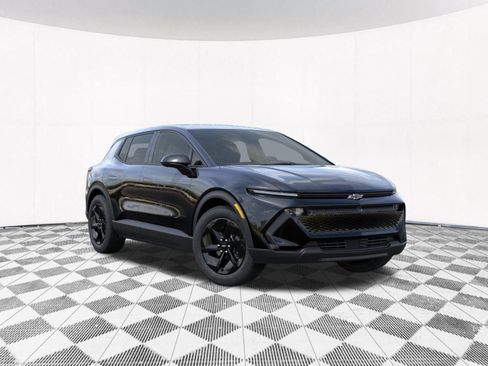 New 2026 Chevrolet Equinox EV LT image 12