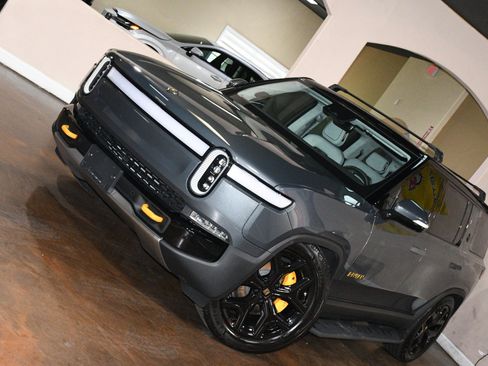Used 2023 Rivian R1S Launch Edition AWD/4WD image 78