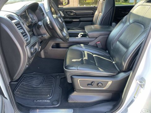 Used 2019 RAM 1500 Limited AWD/4WD image 17