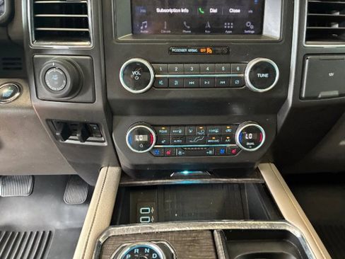 Used 2019 Ford Expedition Limited w/ Equipment Group 302A image 22