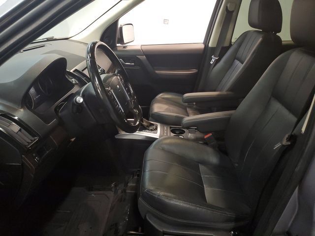 Used 2015 Land Rover LR2 AWD/4WD image 10