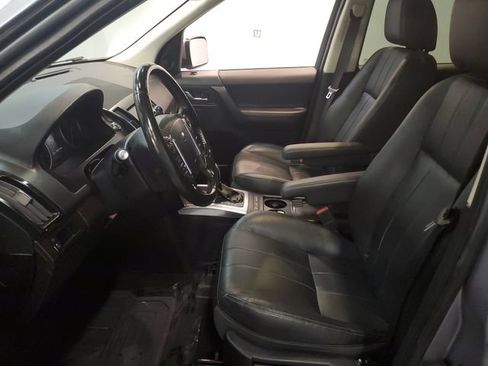 Used 2015 Land Rover LR2 AWD/4WD image 10