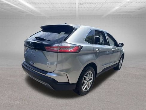 Used 2024 Ford Edge SEL AWD/4WD image 10