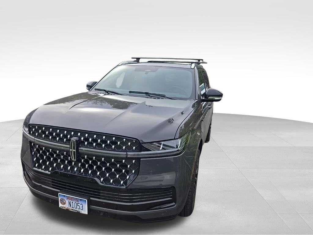 Used 2025 Lincoln Navigator Black Label AWD/4WD image 5