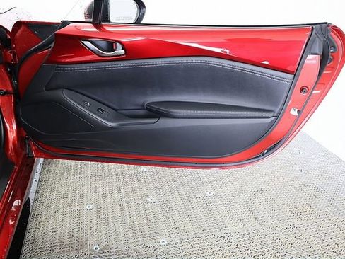 New 2025 MAZDA MX-5 Miata Grand Touring w/ Appearance Package image 17