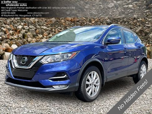 Used 2021 Nissan Rogue Sport SV AWD/4WD image 1