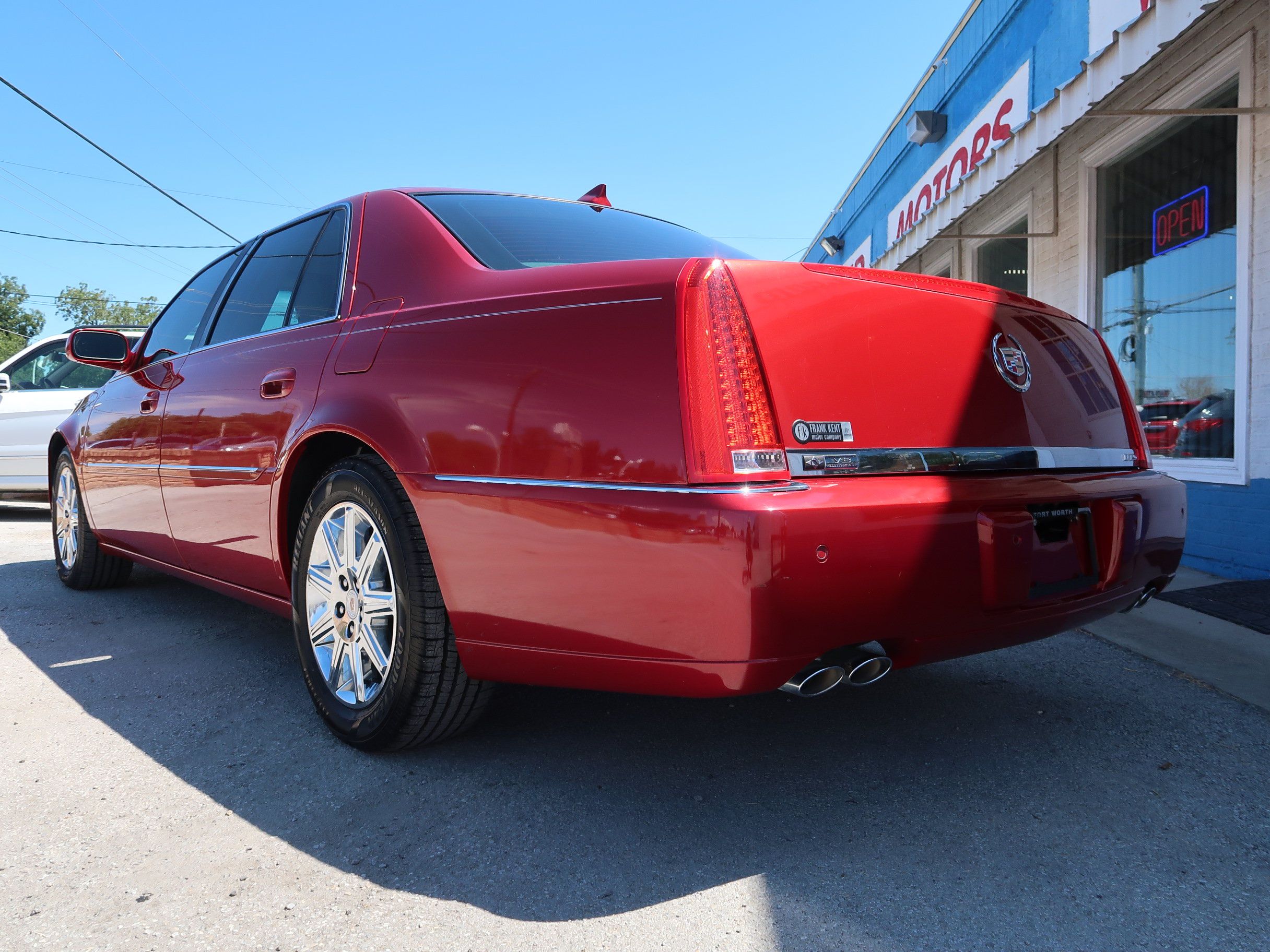 Used 2009 Cadillac DTS FWD image 7