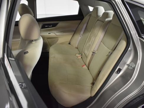Used 2015 Nissan Altima 2.5 SV w/ Convenience Package FWD image 27