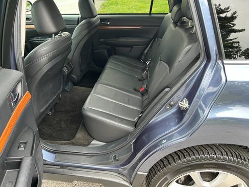 Used 2014 Subaru Outback 2.5i Limited AWD/4WD image 14