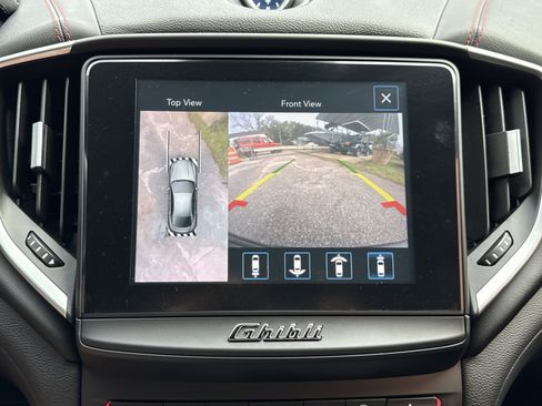 Used 2020 Maserati Ghibli S GranSport image 19